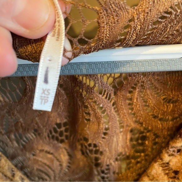 Free People Uber-Boho-Chic Full Lace Chestnut Brown Deep-V Date Night Mini Dress - Picture 4 of 9